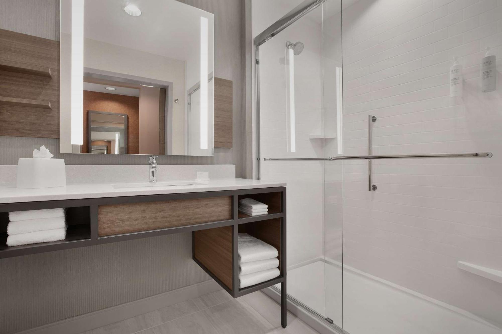 Hilton Garden Inn Denver Airport Tower Road Экстерьер фото