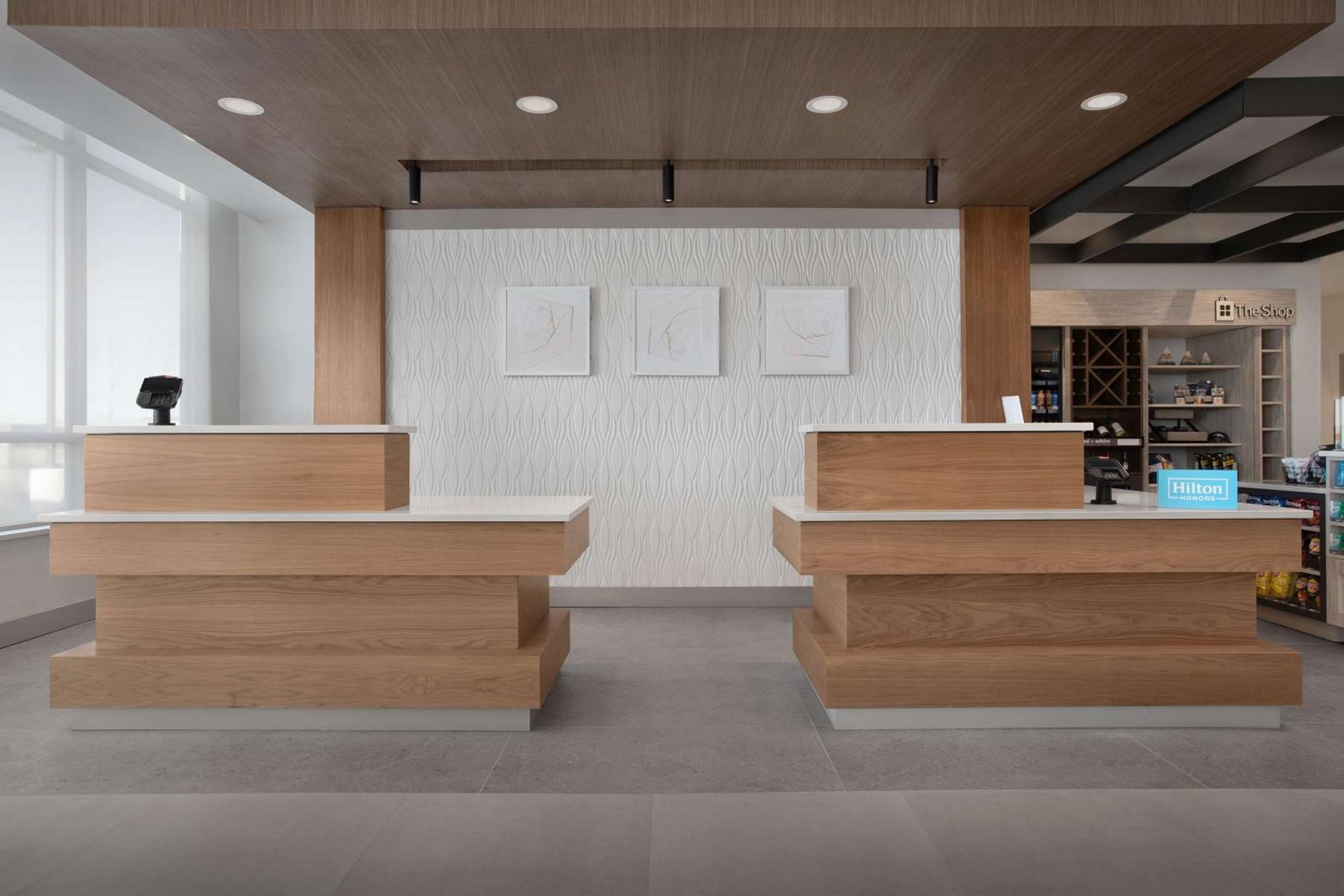 Hilton Garden Inn Denver Airport Tower Road Экстерьер фото